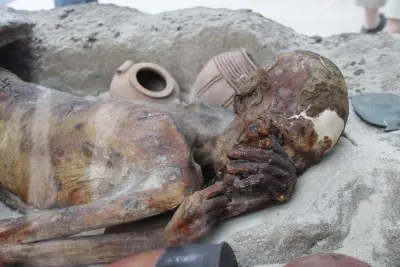 Naturally preserved by the desert sand rather than human intervention, this young adult male from Gebelein dates to between 3341 and 3017 BC